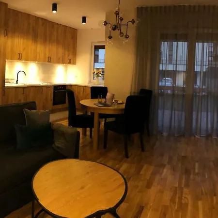 Cosy With Terrace Apartament *
